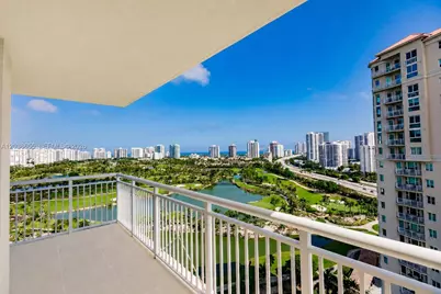 19501 W Country Club Dr #1903, Aventura, FL 33180 - Photo 9