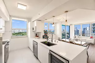 19501 W Country Club Dr, Aventura, FL 33180 - Photo 5