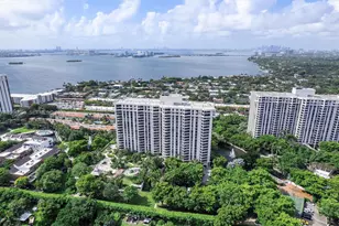 1000 Quayside Terrace, Miami, FL 33138 - Photo 1