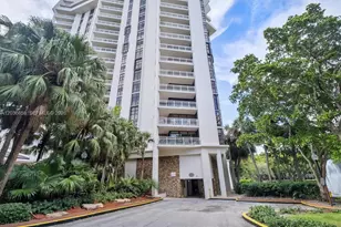 1000 Quayside Terrace, Miami, FL 33138 - Photo 3
