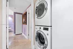 1000 Quayside Terrace, Miami, FL 33138 - Photo 25