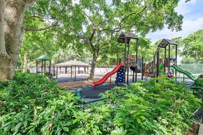 1000 Quayside Ter #411, Miami, FL 33138 - Photo 37