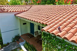 454 NE 76th St, Miami, FL 33138 - Photo 3