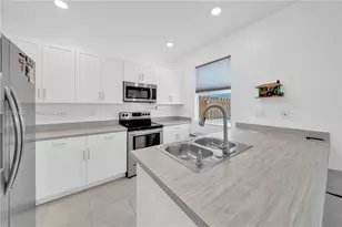 2632 SE 11th Ct, Homestead, FL 33035 - Photo 13