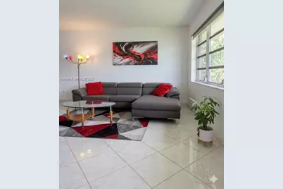 1530 NE 191st St #305, Miami, FL 33179 - Photo 5
