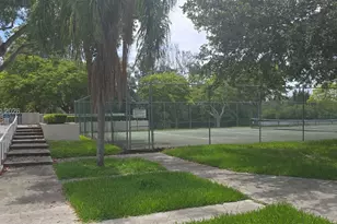 8200 SW 210th St, Cutler Bay, FL 33189 - Photo 39