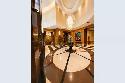 253 NE 2nd St #3004, Miami, FL 33132 - Photo 13