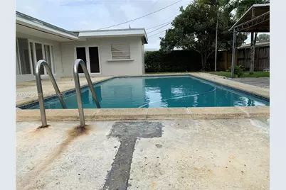 2025 SW 84th Ct, Miami, FL 33155 - Photo 1