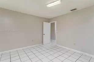 6331 Pierce St, Hollywood, FL 33024 - Photo 13