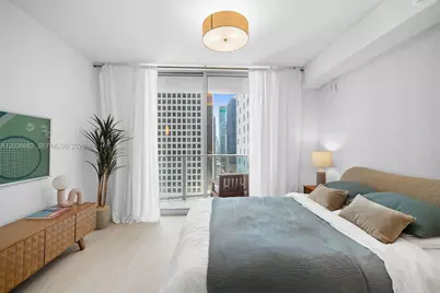 77 SE 5 Street #2313, Miami, FL 33131 - Photo 11