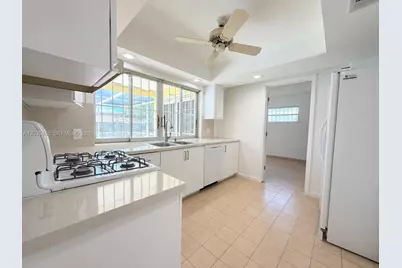 11711 NW 29th St, Sunrise, FL 33323 - Photo 7