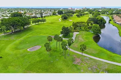2152 SW 81st Way, Davie, FL 33324 - Photo 17