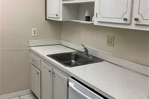 14201 N Kendall Dr, Miami, FL 33186 - Photo 5