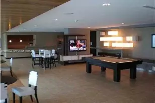 60 SW 13th St, Miami, FL 33130 - Photo 11