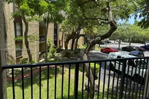 14221 N Kendall Dr, Miami, FL 33186 - Photo 11