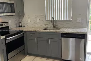 7510 SW 152nd Ave, Miami, FL 33193 - Photo 7