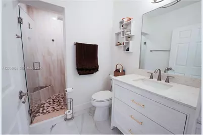 1935 NE 35th Ave, Homestead, FL 33033 - Photo 17
