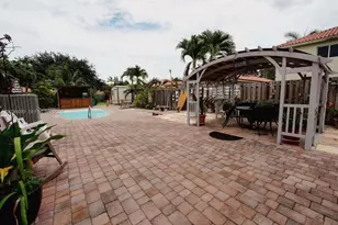 1935 NE 35th Ave, Homestead, FL 33033 - Photo 27