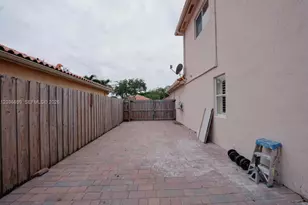 1935 NE 35th Ave, Homestead, FL 33033 - Photo 23