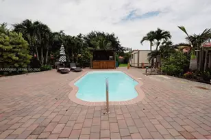 1935 NE 35th Ave, Homestead, FL 33033 - Photo 31