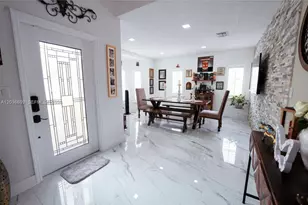 1935 NE 35th Ave, Homestead, FL 33033 - Photo 3