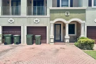 568 NE 35th Ave, Homestead, FL 33033 - Photo 1
