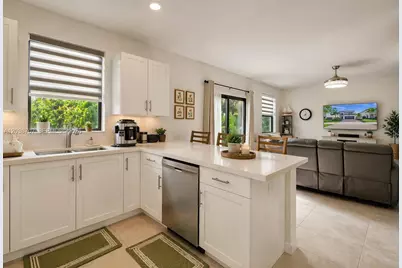 20900 NE 2nd Ct, Miami, FL 33179 - Photo 11