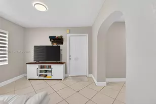 15398 Garfield Dr, Homestead, FL 33033 - Photo 13