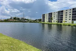 301 SE 3rd St, Dania Beach, FL 33004 - Photo 3