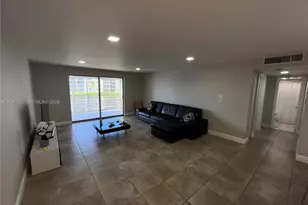 301 SE 3rd St, Dania Beach, FL 33004 - Photo 7