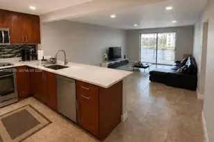 301 SE 3rd St, Dania Beach, FL 33004 - Photo 5