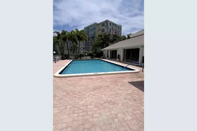 301 SE 3rd St #204, Dania Beach, FL 33004 - Photo 33