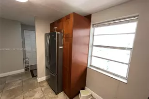 301 SE 3rd St, Dania Beach, FL 33004 - Photo 25