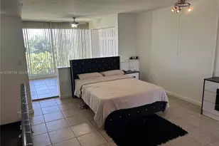 820 NW 87th Ave, Miami, FL 33172 - Photo 15
