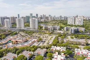 3578 Magellan Cir, Aventura, FL 33180 - Photo 43