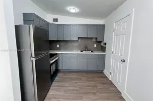 10090 W Fern St, Miami, FL 33157 - Photo 3