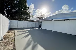 10090 W Fern St, Miami, FL 33157 - Photo 17