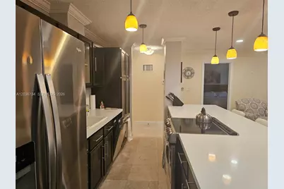 126 Golden Isles Dr #62A, Hallandale Beach, FL 33009 - Photo 9