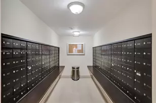 2555 Collins Ave, Miami Beach, FL 33140 - Photo 43
