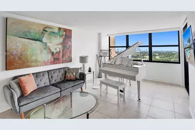2555 Collins Ave #1508, Miami Beach, FL 33140 - Photo 3