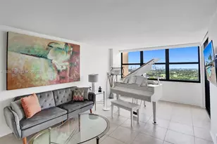 2555 Collins Ave, Miami Beach, FL 33140 - Photo 3