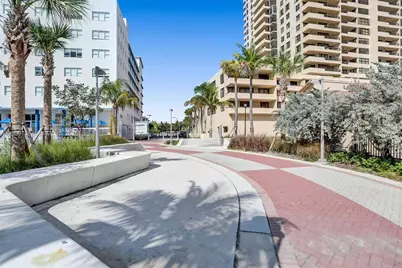 2555 Collins Ave #1508, Miami Beach, FL 33140 - Photo 61