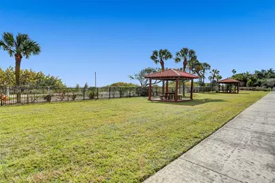 2555 Collins Ave #1508, Miami Beach, FL 33140 - Photo 51