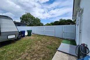 721 NW 33rd Ave, Lauderhill, FL 33311 - Photo 15