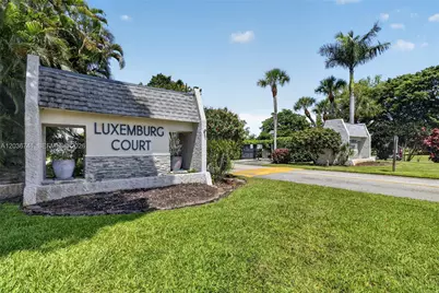 4427 Luxemburg Ct, Lake Worth, FL 33467 - Photo 3