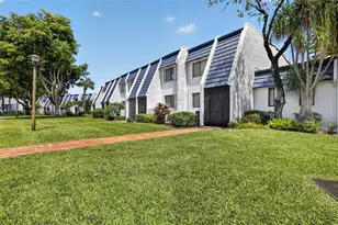 4427 Luxemburg Ct, Lake Worth, FL 33467 - Photo 5