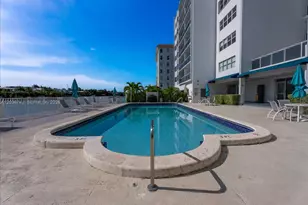 9381 E Bay Harbor Dr, Bay Harbor Islands, FL 33154 - Photo 31