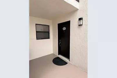 10875 NW 7th St #11-36, Miami, FL 33172 - Photo 3