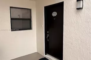 10875 NW 7th St, Miami, FL 33172 - Photo 3
