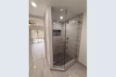 10875 NW 7th St #11-36, Miami, FL 33172 - Photo 21